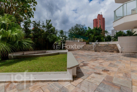 Image 68 - 837291