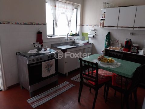 Image 4 - 837558