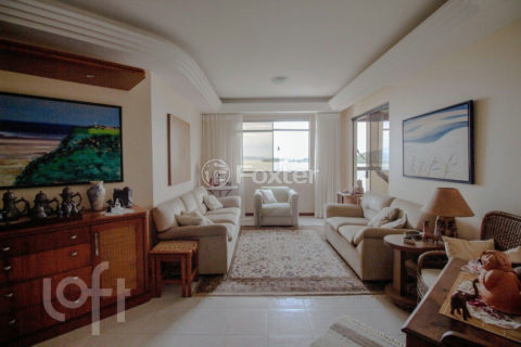Image 7 - 837633