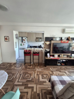 Image 1 - 837868