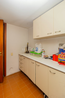 Image 39 - 838038