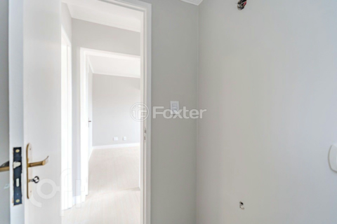Image 8 - 838658