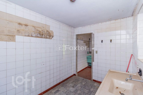 Image 21 - 838779