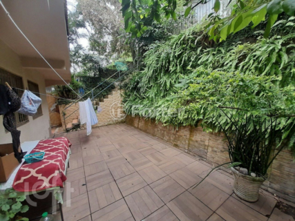 Image 9 - 838854