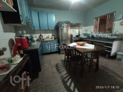Image 6 - 839024