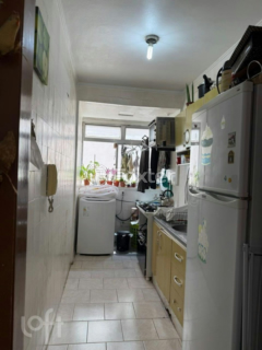 Image 7 - 839025