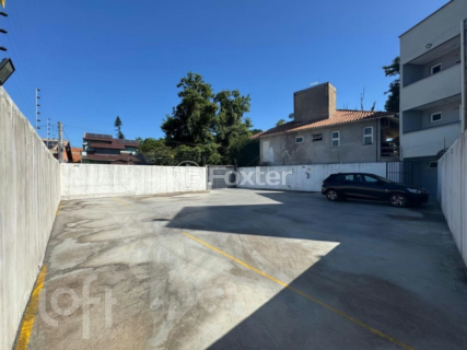 Image 14 - 839048