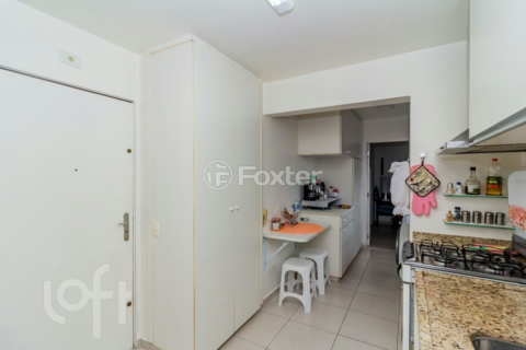 Image 8 - 839273