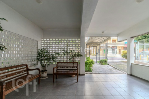 Image 33 - 839609