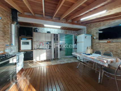 Image 9 - 839613