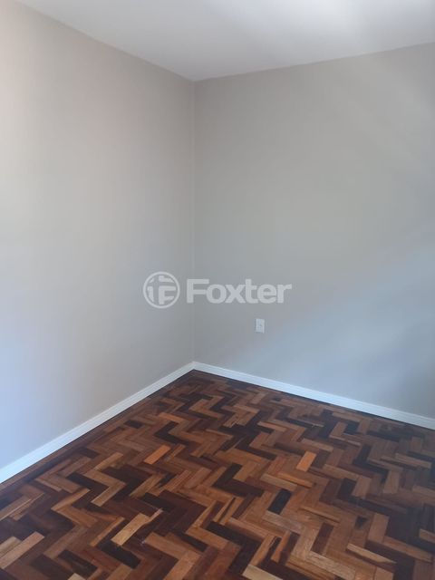Image 3 - 839775