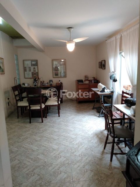 Image 3 - 839887