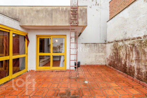 Image 32 - 840022