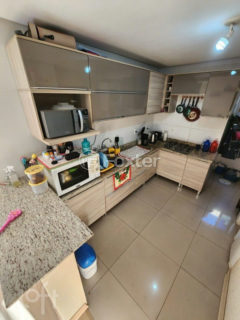 Image 2 - 840251