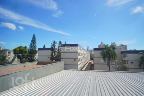 Image 21 - 840413