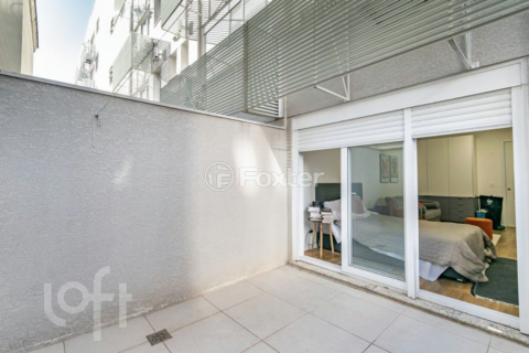 Image 9 - 840868