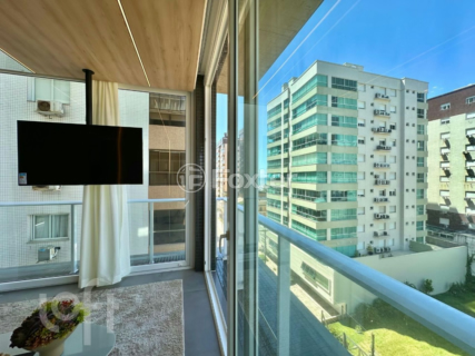 Image 3 - 840942