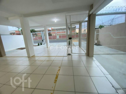 Image 3 - 841041