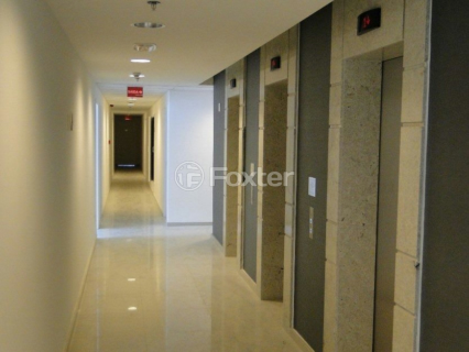 Image 10 - 841354