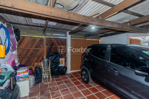 Image 28 - 841930