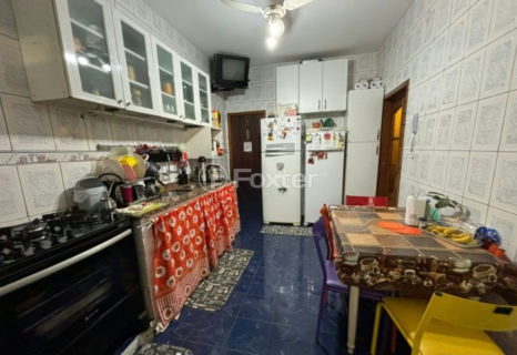 Image 8 - 841968