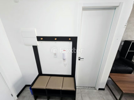 Image 32 - 842325
