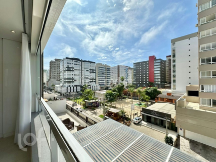 Image 6 - 842399