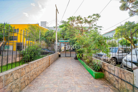 Image 42 - 842526