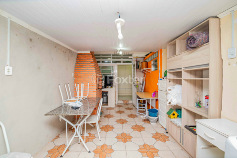 Image 33 - 842526