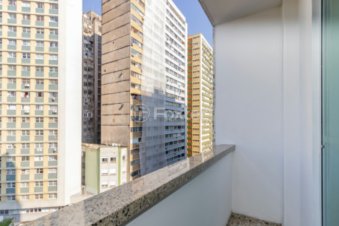 Image 15 - 842599