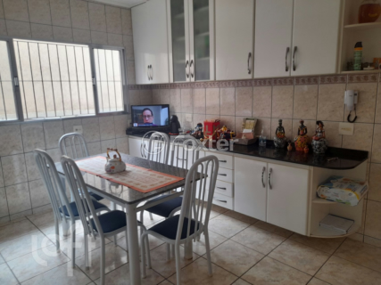 Image 15 - 842843