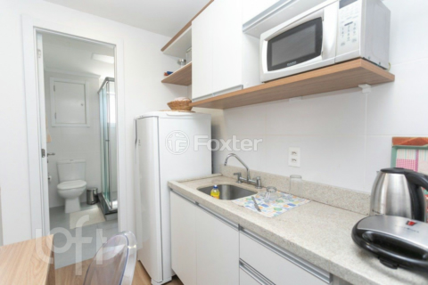 Image 8 - 843927