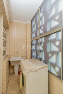 Image 31 - 843947
