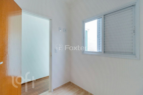Image 15 - 843986