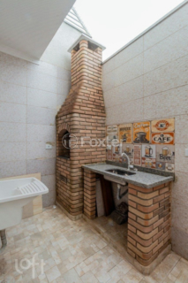 Image 8 - 843986