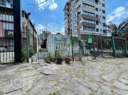 Image 3 - 844055