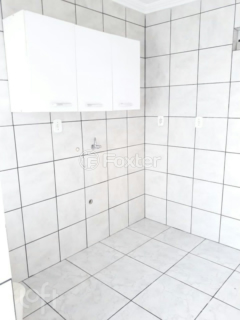 Image 4 - 844141