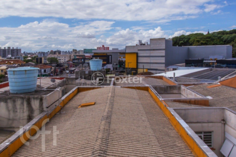 Image 7 - 844146