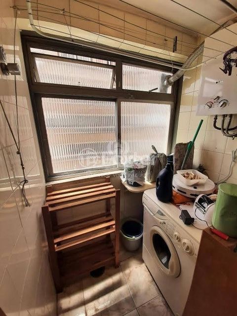 Image 8 - 844269