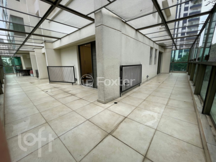 Image 6 - 844585