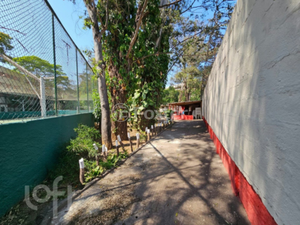 Image 17 - 844607