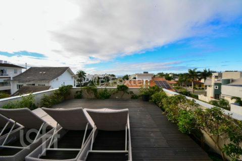 Image 45 - 844852