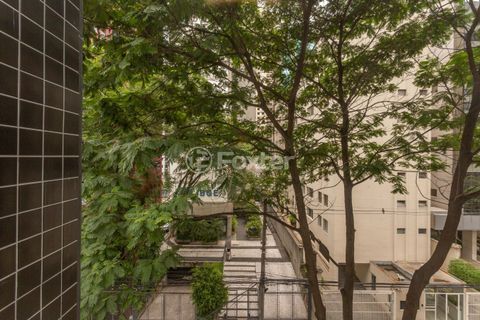 Image 2 - 845046