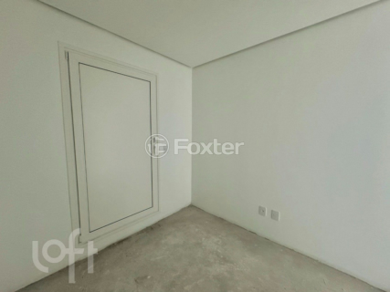 Image 7 - 845105