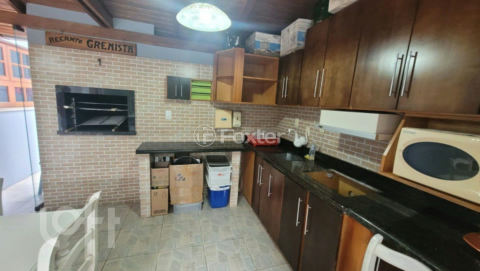 Image 31 - 845250