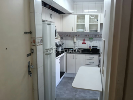 Image 8 - 845318