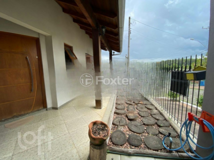 Image 21 - 845394