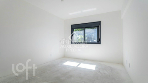 Image 4 - 845637