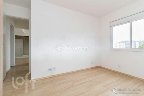 Image 7 - 845676