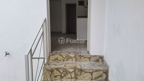 Image 29 - 846672